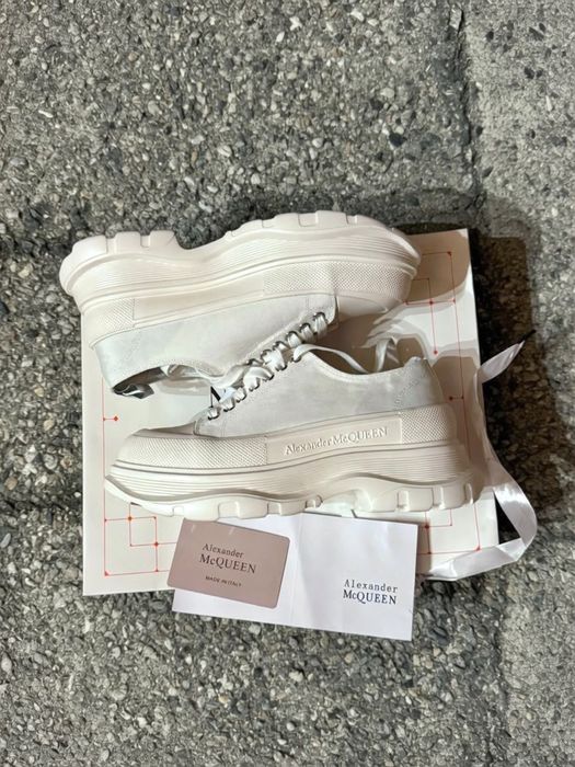 Adidasi Alexander McQueen Tread