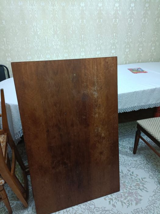 Стол кухонный + 6 стульев
