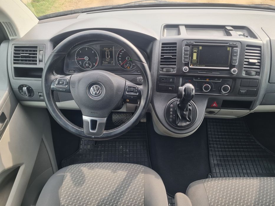 Vw Transporter T5  20 tdi 2012 -DSG-Caravelle