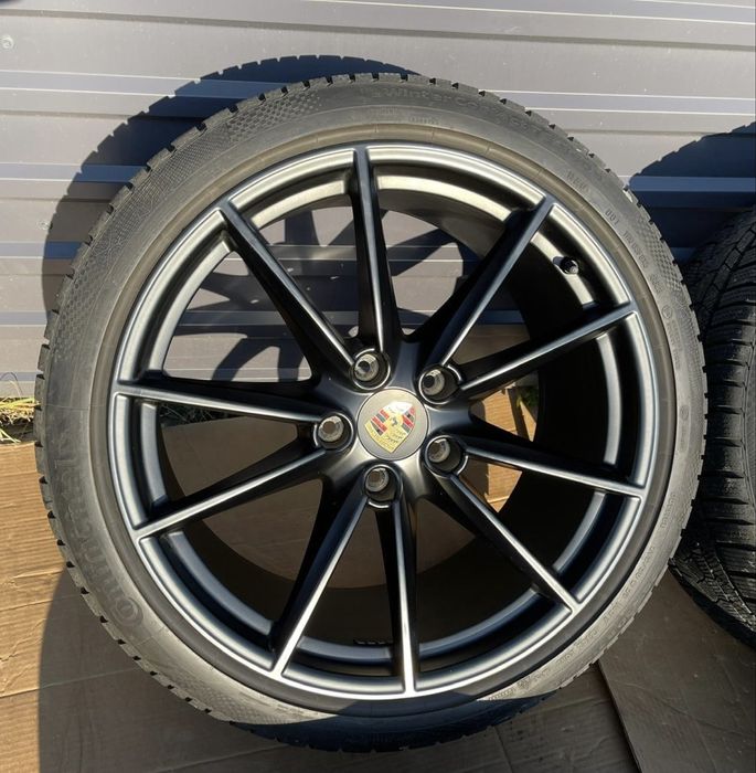 Roti iarna Porsche Carrera S 911 (992) ca si noi FACTURA