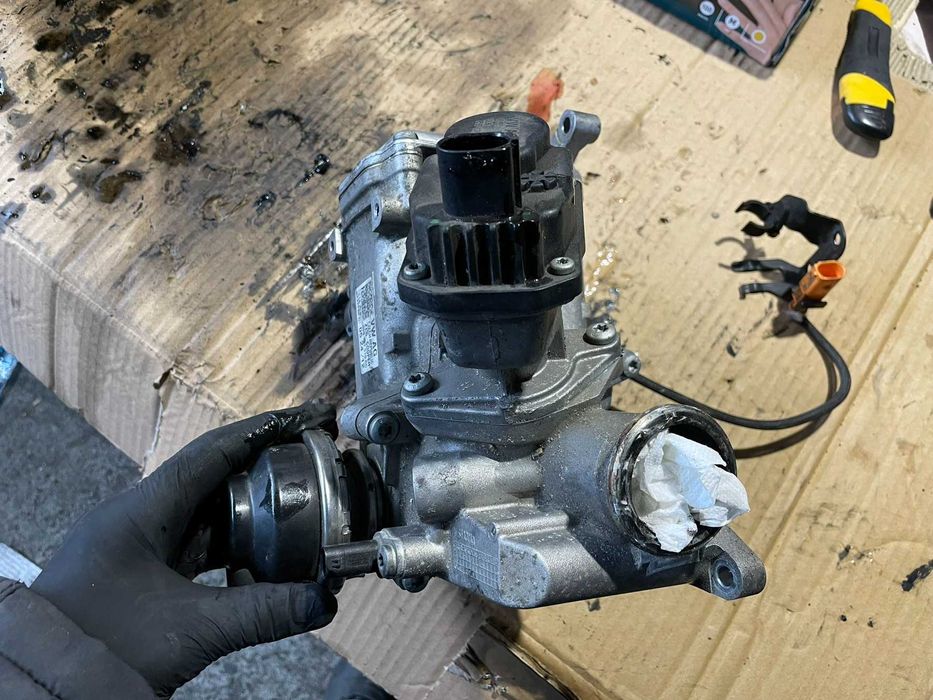 EGR Охладител EGR Клапан Porsche Cayenne 3.0D 92A/2012