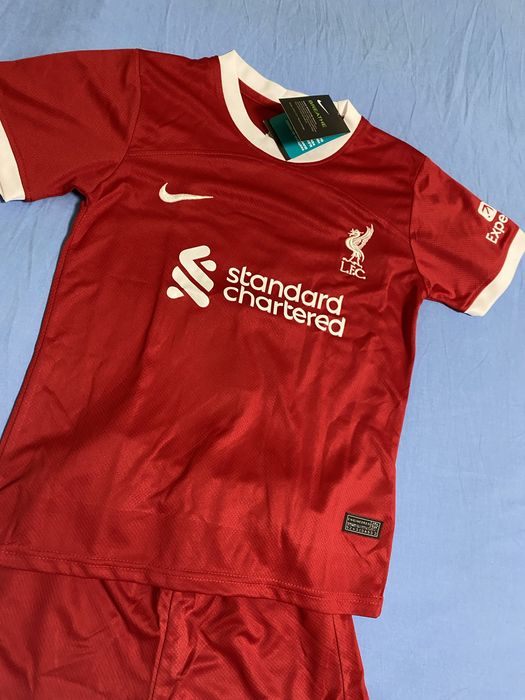 Kit Liverpool Szoboszlai 8 23/24 Kids 9-10 ani