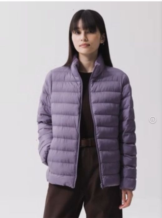 Продавам нов, лек женски пуховик (яке) Uniqlo