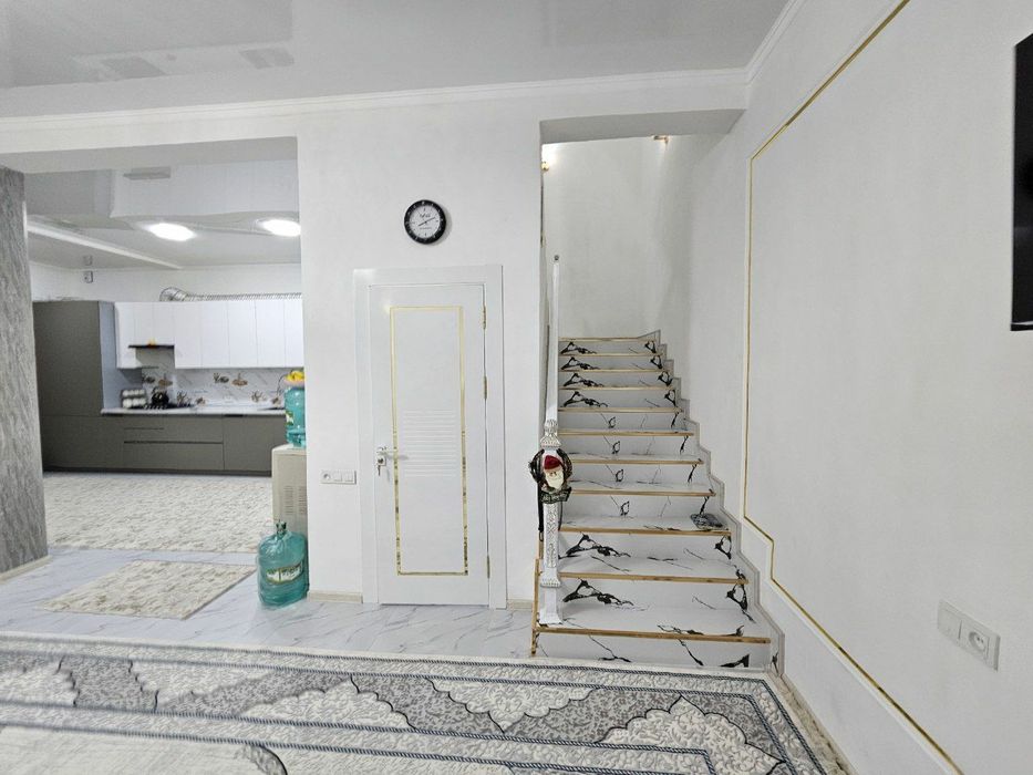 Котедж сотилади 3этажли