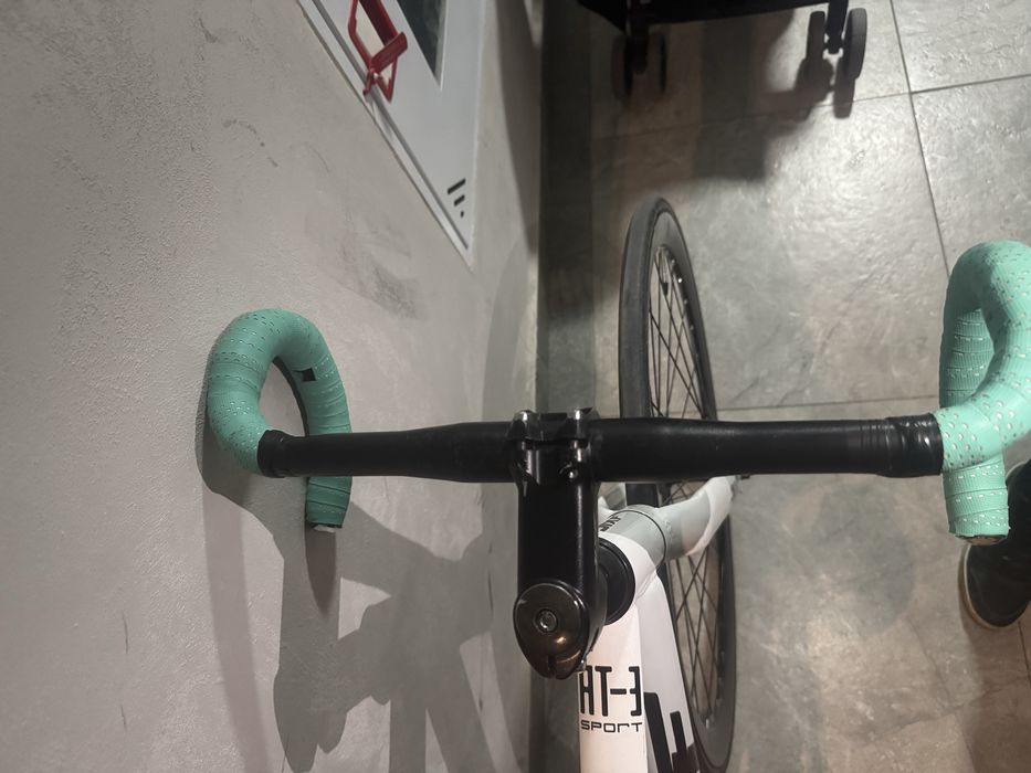 Фикс (JIXF) белый рамма  М