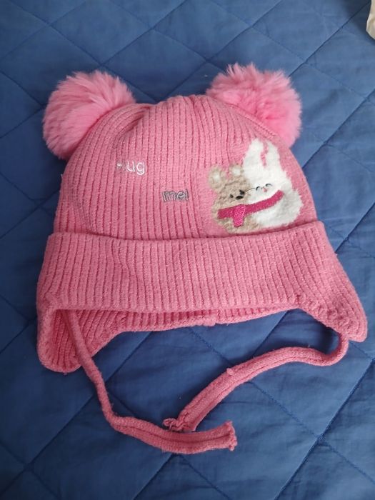 Caciuli fetita 2-3 ani