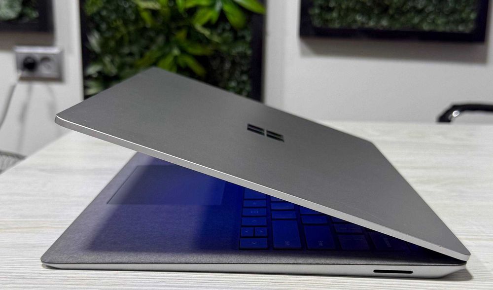 Microsoft Surface Laptop 4 13.5 2K IPS Sensor AMD Ryzen 5/16GB/256GB