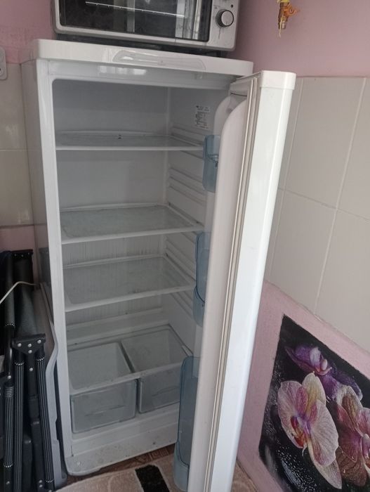 Холодильник 70000