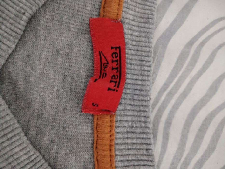 Винтажный свитер ferrari