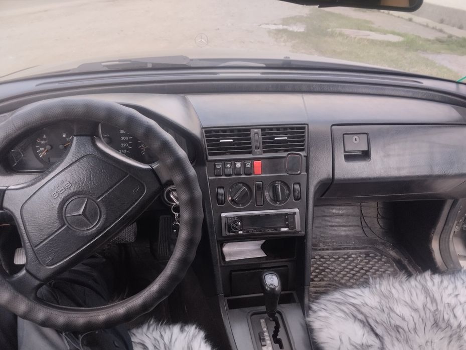 Мерседес C180 без обмена