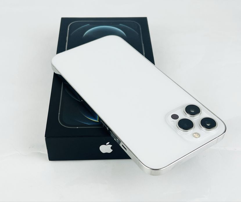 Apple iPhone 12 Pro Max 256GB Silver Отличен! Гаранция!