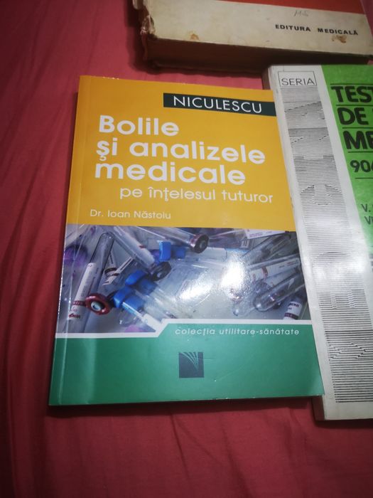 Carti de medicina, laborator, biochimie medicala, hematologie.