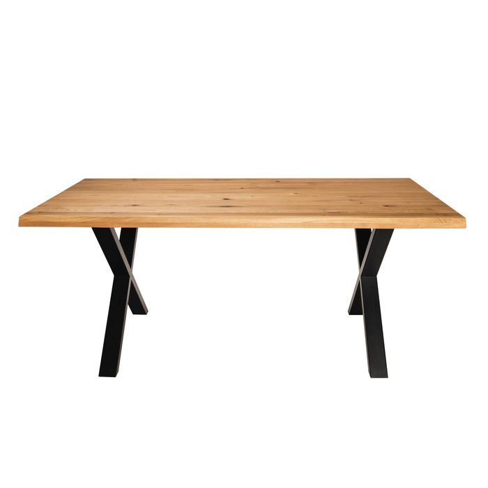 Трапезна маса от дъбов масив с метални прахово боядисани крака