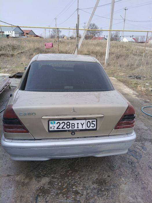 Продам срочно Mercedes c280
