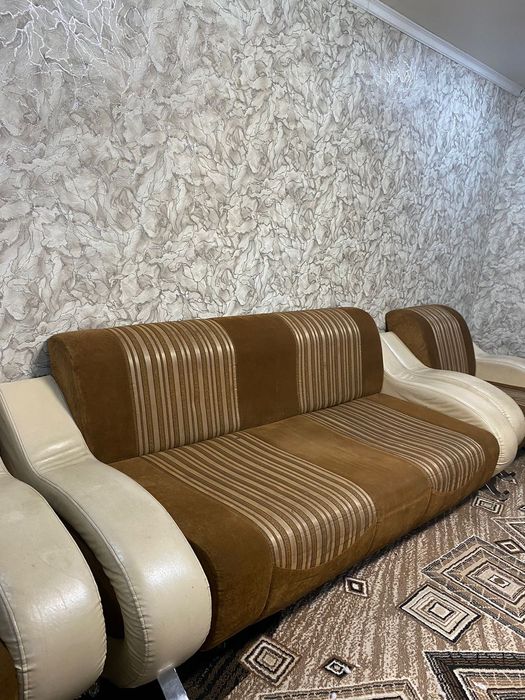 Диван раздвежной