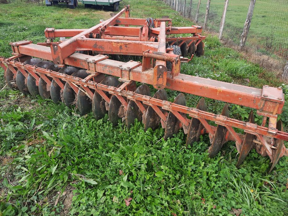 Disc agricol razol în v