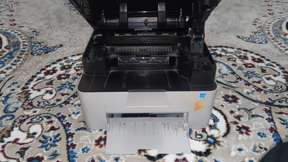 Продается принтер самсунг