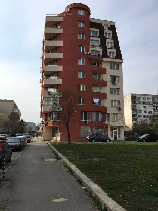 Продава се Гараж / Паркомясто в София, Люлин 6 - 270 кв.м за 741 €/кв.м - Снимка #1