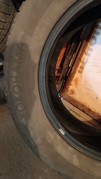Продам автошины зимнии
