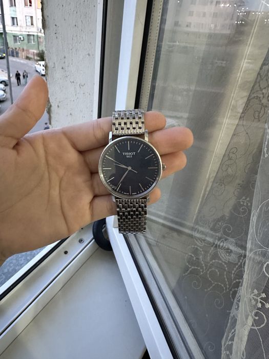 Продам оригинальные часы Tissot