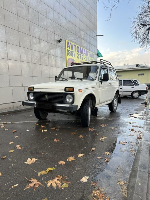 Продается автомобиль Нива