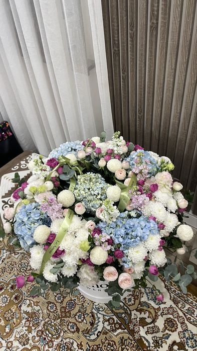 Цветы прлучили сегодня