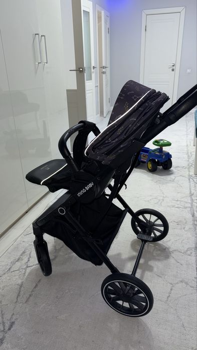 продам детскую коляску