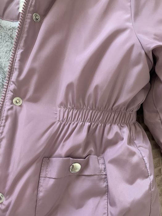 Куртка теплая, на девочку 4-5 лет. 250 тыс