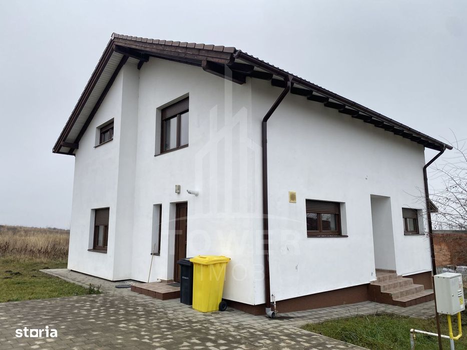 Casă individuală 5 camere cu 372 mp teren în Bavaria