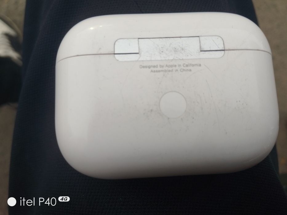 Продам наушники оригинал