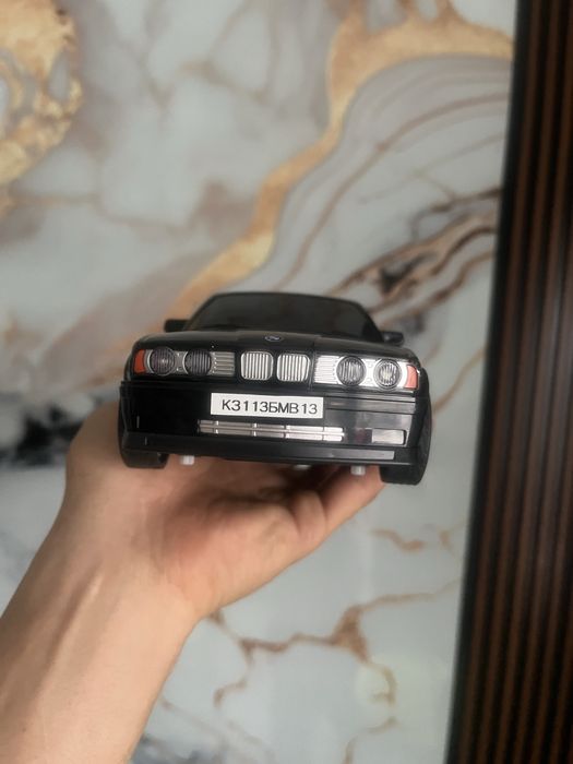 Игрушка Бмв е34 с радиоуправлением