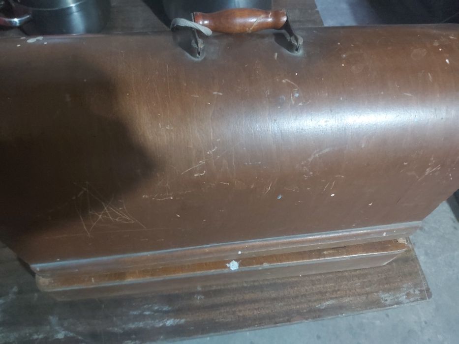 Продам швейную машинку ПМЗ