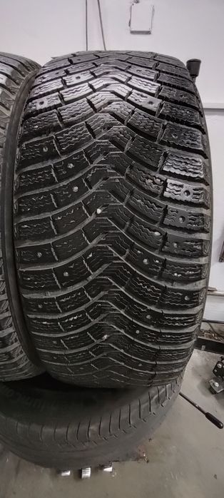 235/55R19 2 шины