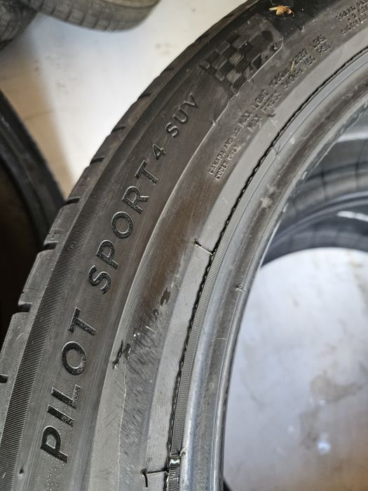 Гуми 275/45/21 Дот21