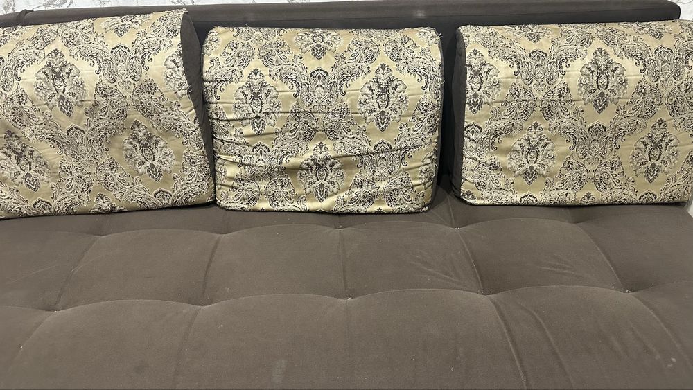 Отдам диван самовывоз