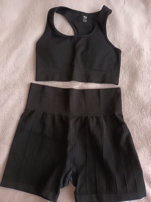 Дамски спортен комплект H&M, М размер, Спиди/лично предаване