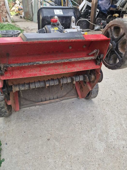 Scarificator pe benzina HECHT, Briggs Stratton 4cp in 4 timpi Stare f