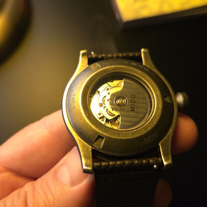 Часовник Mido Multifort Escape 44  ETA C07.611 automatic