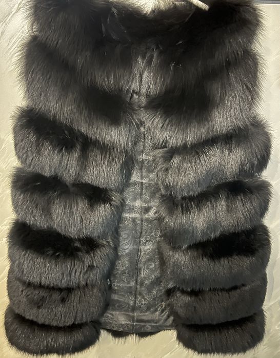 Черен елек от лисица