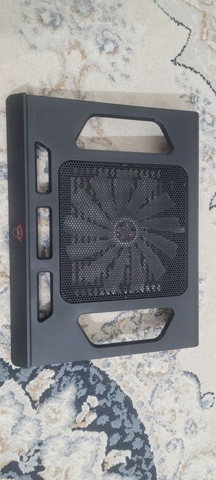 Подставка для ноутбука