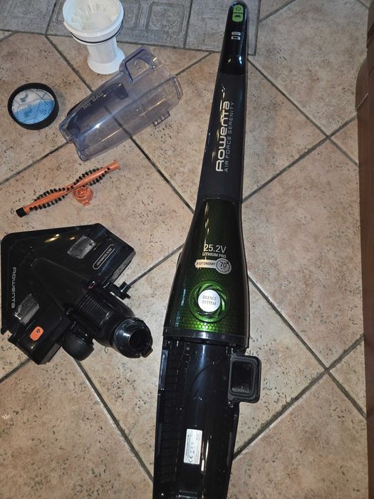 Безкабелна прахосмукачка Rowenta Air force serenity 25,2v