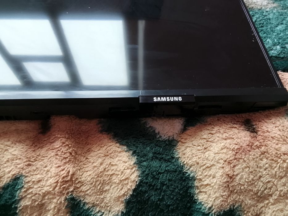 Телевизор самсунг