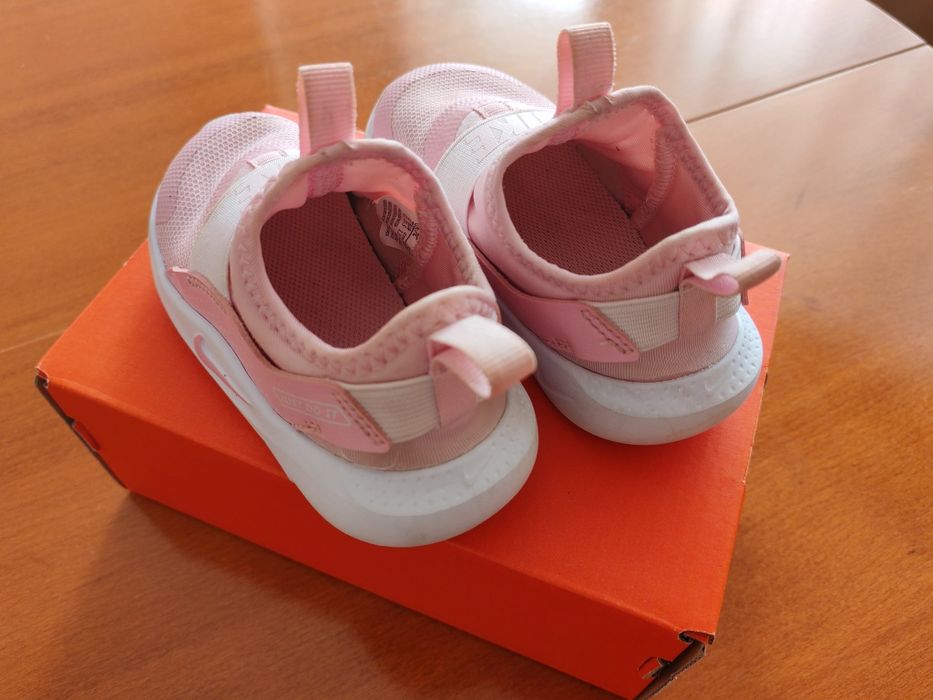 Детски маратонки Nike Flex Runner 4, розови, в кутия