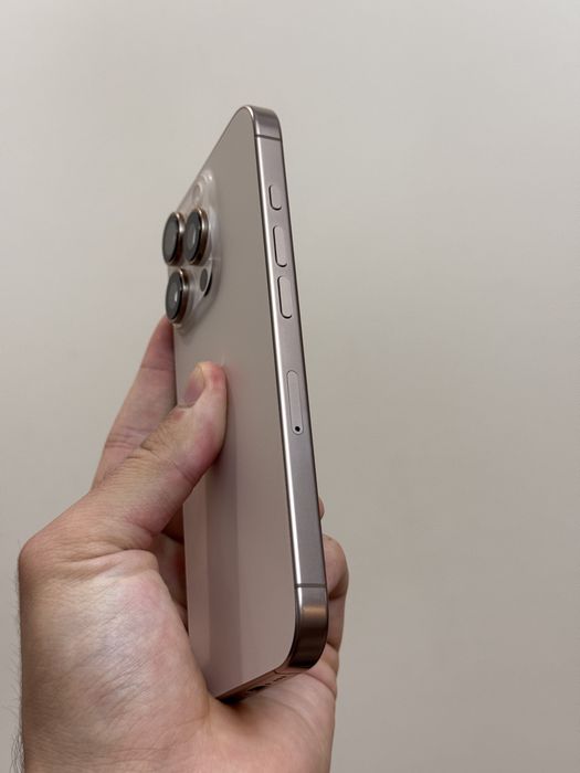 Iphone 16 Pro. 256гб. 10/10