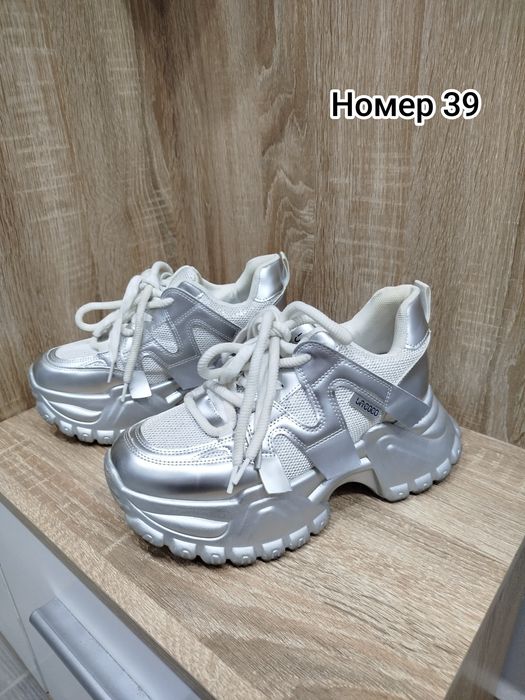 Дамски обувки различни