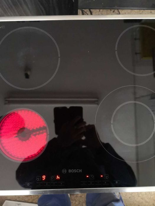 Керамичен плот Бош