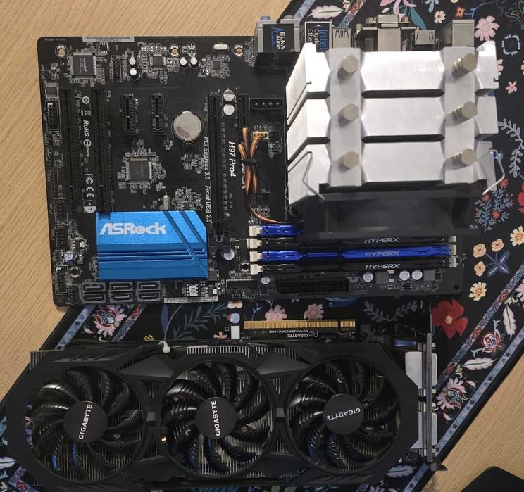 Kit Desktop PC - Fara carcasa si sursa