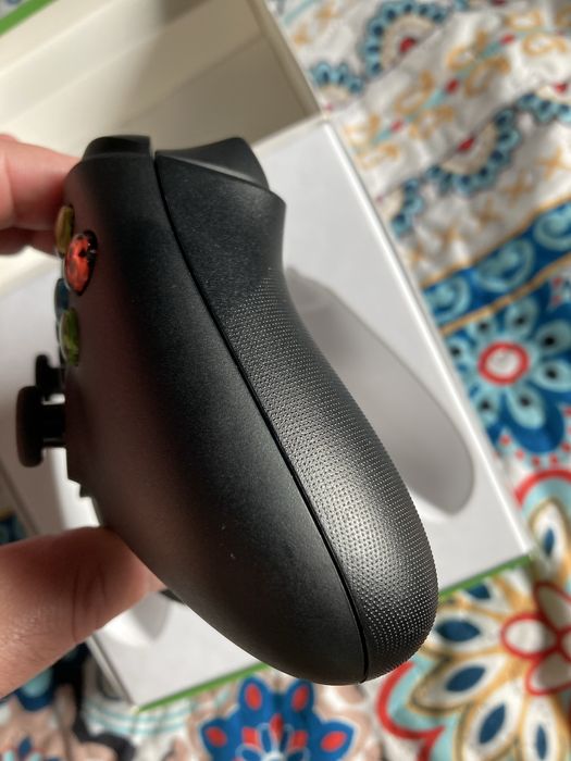 Controller nou nefolosit Xbox One Series X la cutie