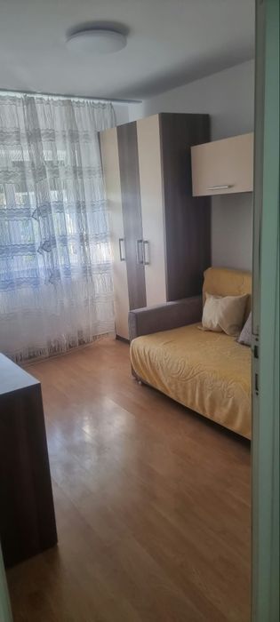 Apartament 3 camere de inchiriat pe termen lung