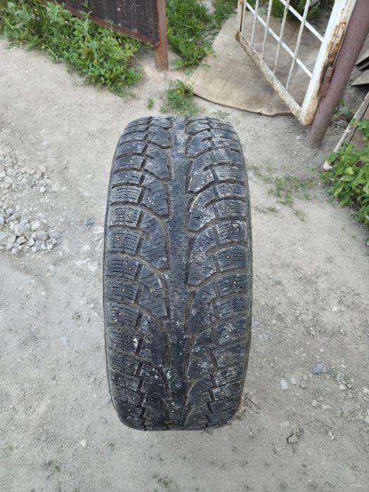Продам колеса 275/55R20